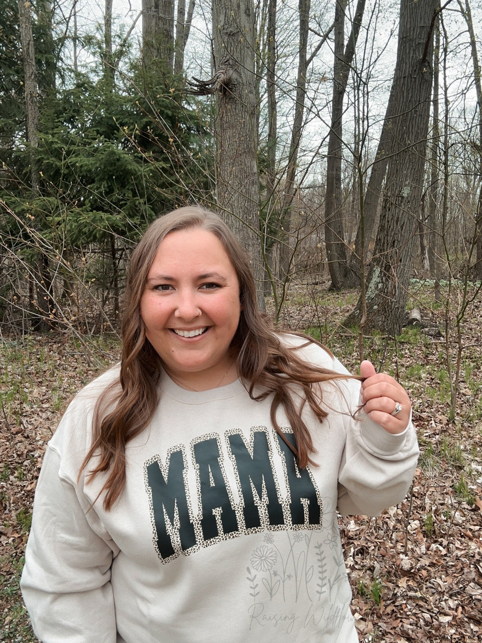 Mama leopard outline crewneck